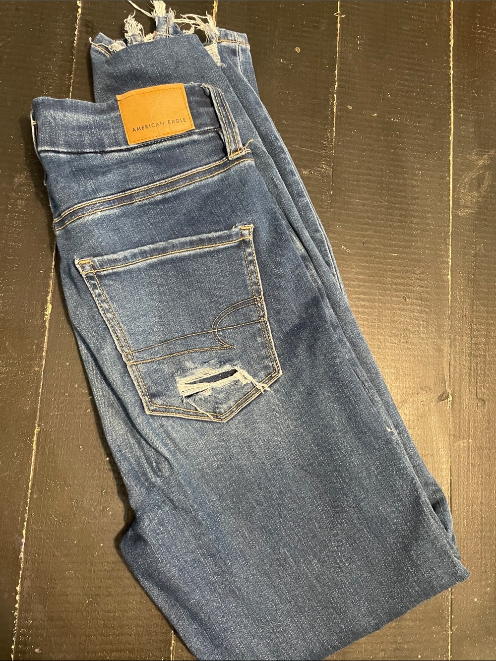 American Eagle Outfitters Women’s Blue Skinny Jeans with Distressed Back Pocket